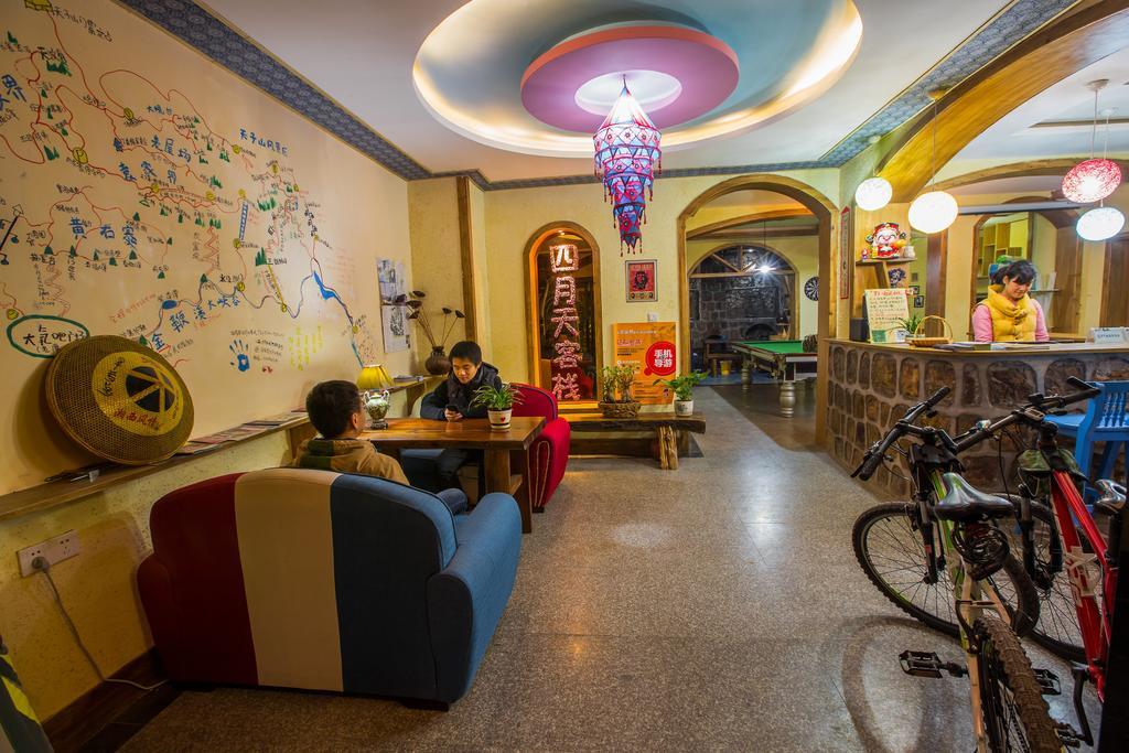 Zhangjiajie April Hostel Eksteriør bilde