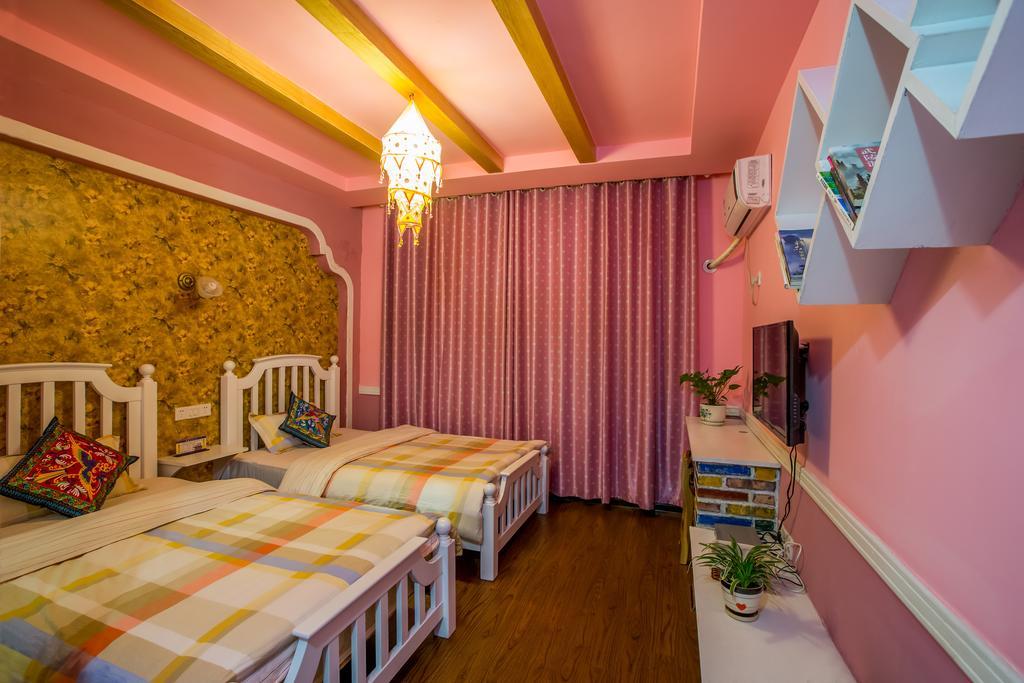 Zhangjiajie April Hostel Rom bilde