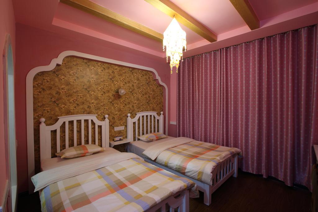 Zhangjiajie April Hostel Rom bilde